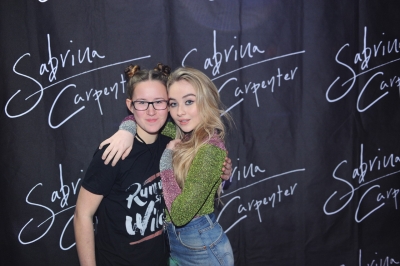 sabrinacarpenter-daily_287629.jpg