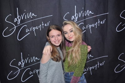 sabrinacarpenter-daily_289529.jpg