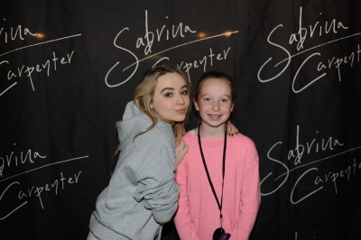 sabrinacarpenter-daily_2810129.jpg