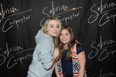 sabrinacarpenter-daily_289929.jpg