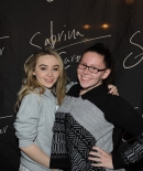 sabrinacarpenter-daily_288129.jpg