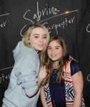 sabrinacarpenter-daily_289929.jpg