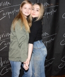 sabrinacarpenter-daily_284229.jpg