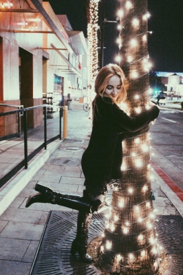 sabrinacarpenter-daily_289329.jpg