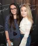 sabrinacarpenter-daily_285429.jpg