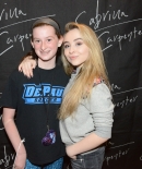 sabrinacarpenter-daily_284829.jpg