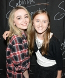 sabrinacarpenter-daily_2813229.jpg