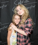 sabrinacarpenter-daily_283029.jpg