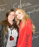 sabrinacarpenter-daily_281129.jpg