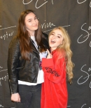 sabrinacarpenter-daily_281229.jpg