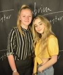 sabrinacarpenter-daily_28429.jpg