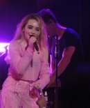 sabrinacarpenter-daily_285029.jpg