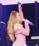 sabrinacarpenter-daily_2820329.jpg