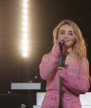 sabrinacarpenter-daily_2823729.jpg