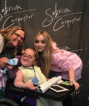 sabrinacarpenter-daily_2810029.jpg