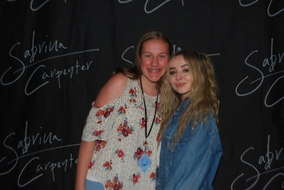 sabrinacarpenter-daily_2816429.jpg