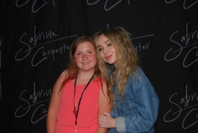 sabrinacarpenter-daily_2827829.jpg