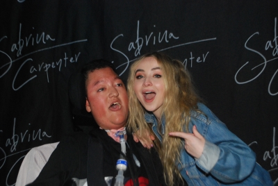 sabrinacarpenter-daily_28329.jpg