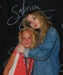 sabrinacarpenter-daily_2815529.jpg