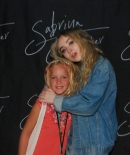 sabrinacarpenter-daily_2815629.jpg