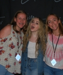 sabrinacarpenter-daily_2815929.jpg