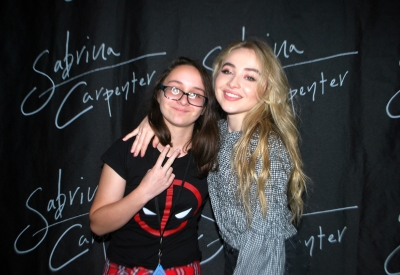 sabrinacarpenter-daily_28429.jpg