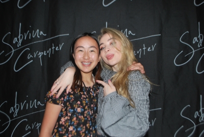 sabrinacarpenter-daily_28729.jpg