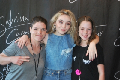 sabrinacarpenter-daily_282029.jpg