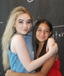 sabrinacarpenter-daily_281429.jpg