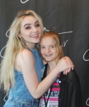 sabrinacarpenter-daily_282929.jpg