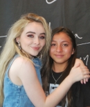 sabrinacarpenter-daily_284529.jpg