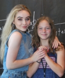 sabrinacarpenter-daily_28629.jpg