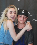 sabrinacarpenter-daily_28829.jpg