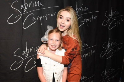 sabrinacarpenter-daily_2819029.jpg