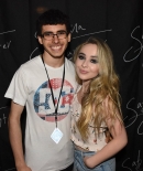 sabrinacarpenter-daily_2813229.jpg