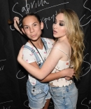 sabrinacarpenter-daily_2813629.jpg