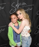 sabrinacarpenter-daily_2818029.jpg