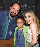 sabrinacarpenter-daily_281929.jpg