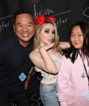 sabrinacarpenter-daily_282129.jpg