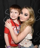 sabrinacarpenter-daily_2822629.jpg