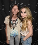 sabrinacarpenter-daily_283629.jpg