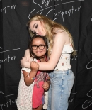 sabrinacarpenter-daily_284129.jpg