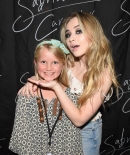 sabrinacarpenter-daily_287829.jpg