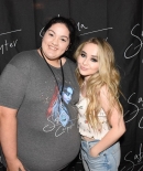 sabrinacarpenter-daily_289029.jpg