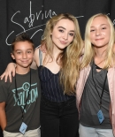 sabrinacarpenter-daily_2812629.jpg