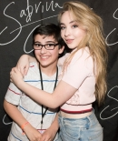 sabrinacarpenter-daily_282229.jpg