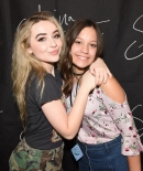 sabrinacarpenter-daily_2821529.jpg