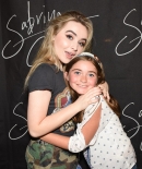 sabrinacarpenter-daily_2822329.jpg