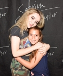 sabrinacarpenter-daily_2823329.jpg