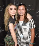 sabrinacarpenter-daily_2827229.jpg